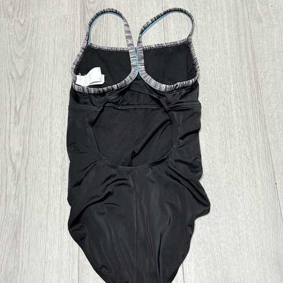Nike One Piece Keyhole  Swimwear - Picture 6 of 7